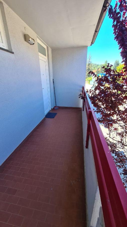Ferienwohnung Mit Balkon In 克鲁彭多夫 外观 照片